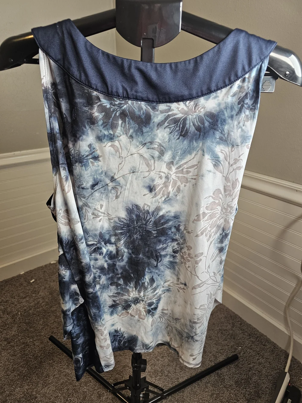 Dress Barn sleeveless tank
